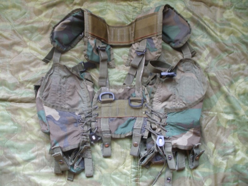 Taktické vesty | US/USMC výstroj‚ oblečení a jiné vybavení z 50.-90.let